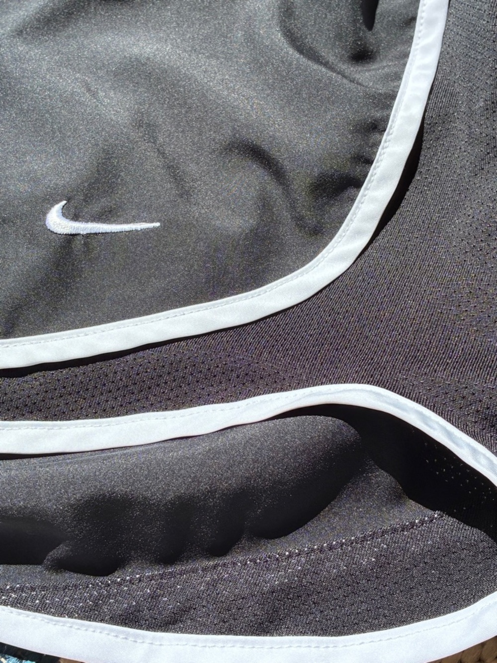 Nike Dri-Fit Black + White Dolphin Hem Athletic Shorts Elastic Waist, Drawcord - Picture 6 of 7